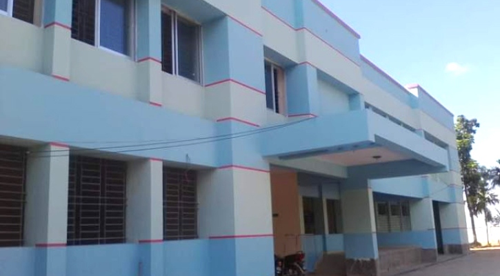 পুলিশ পিটিয়ে আসামি ছিনতাই, কয়েক ঘণ্টা পর গ্রেপ্তার 